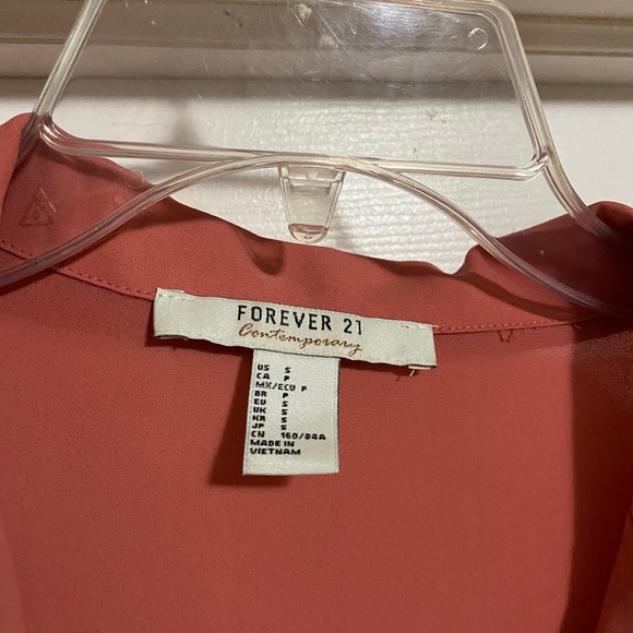 NWOT Forever 21 shirt  💕 2 for 25 - Picture 2 of 2